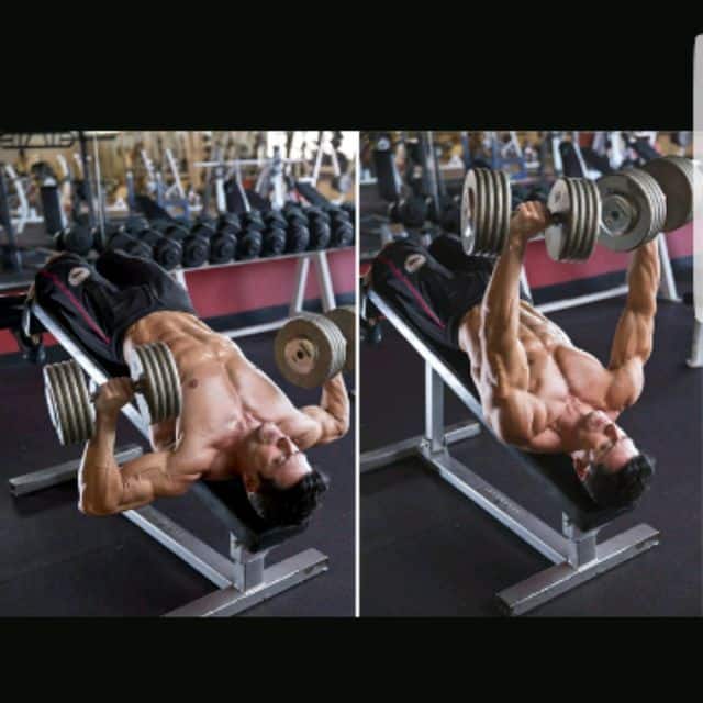 Développé décliné avec haltères