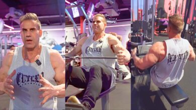 Jay Cutler étiquette assis des rangs de câbles de poignée large comme son exercice n ° 1 pour construire un physique effilé - Fitness Volt