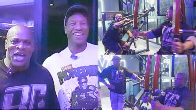 8X M. Olympia Ronnie Coleman guide la star du magazine Dreams Jonathan Majors à travers une séance d'entraînement à la poitrine intense - Fitness Volt