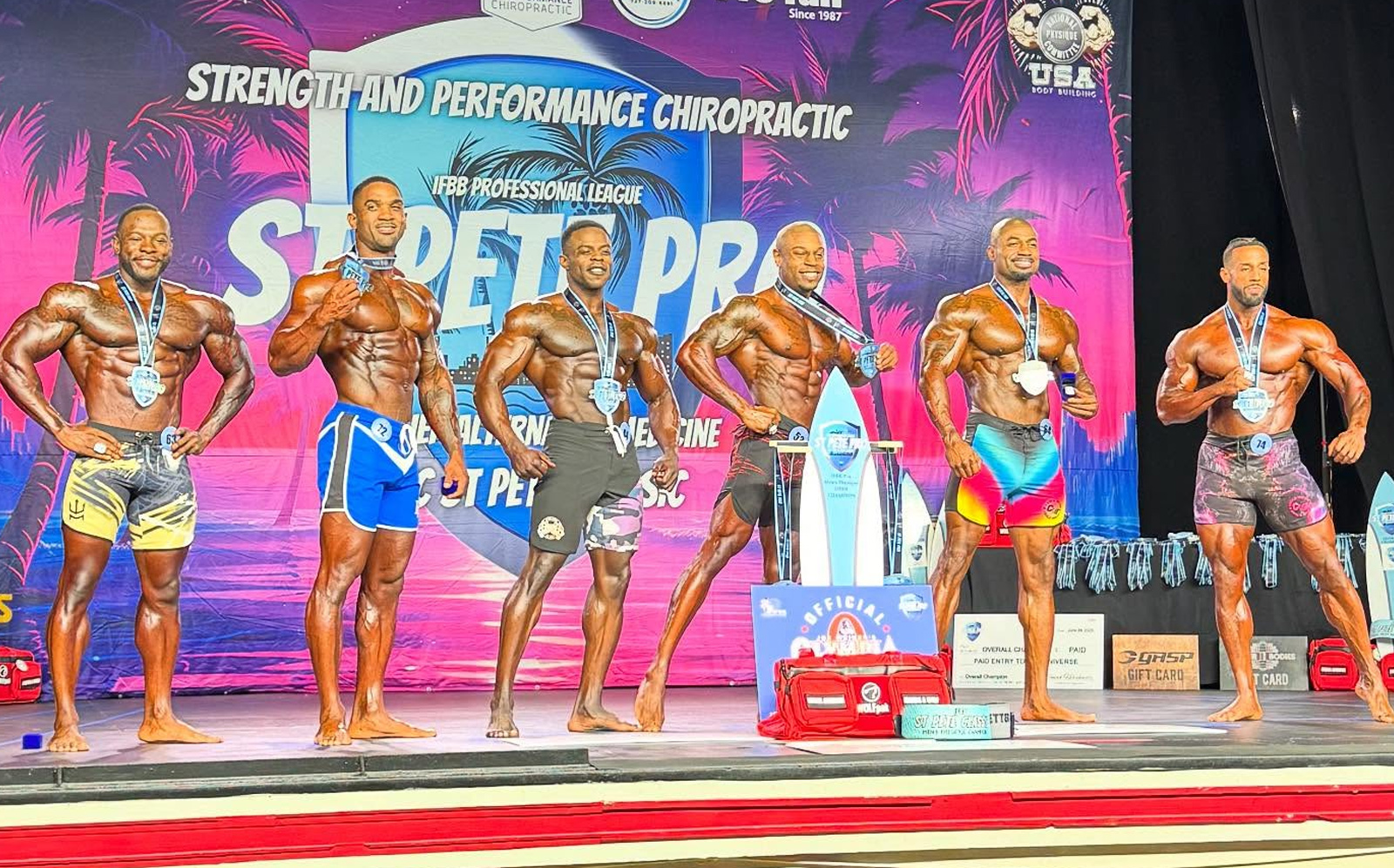 2025 Résultats de St. Pete Pro - Dustin Alvis affirme que l'or physique des hommes - Fitness Volt