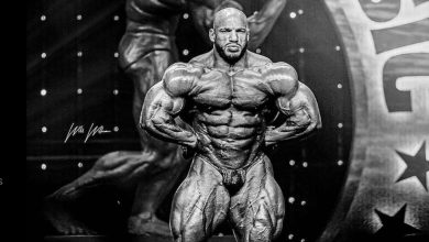 Big Ramy fait allusion au retour du corps de la musculation 2025: "Je reviendrai"