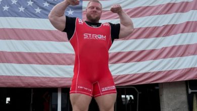 Le pro IFBB Kyle Kirvay (U140KG) établit un record du monde total brut de tous les temps de 1 125 kg (2 480,2 lb) à l'ABS Rumble 2 2025 – Fitness Volt