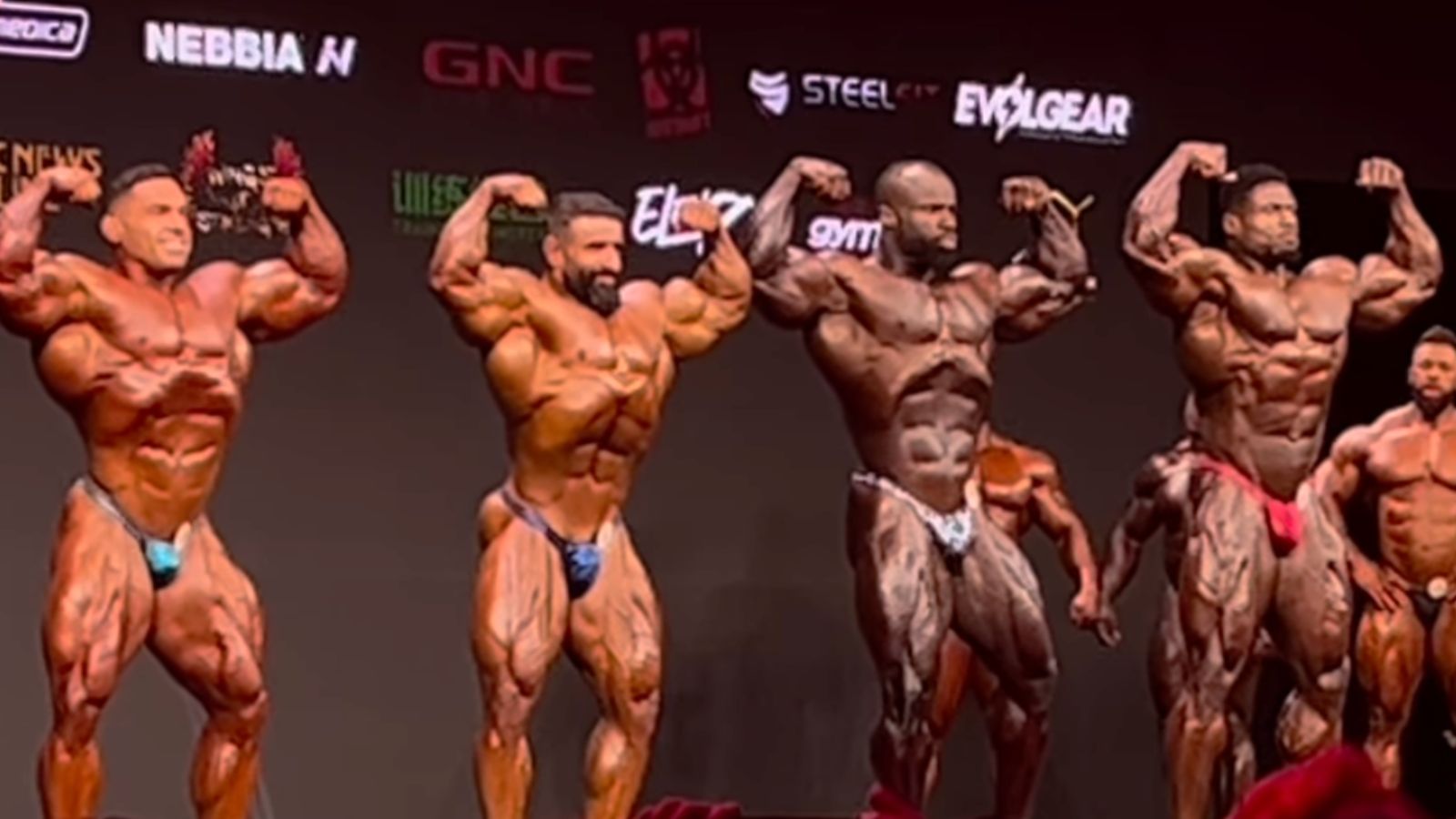 Samson Dauda domine le préjugé de M. Olympia 2025 - Fitness Volt
